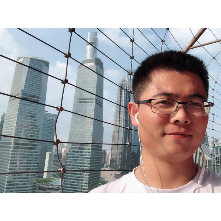 艸抢我辣条还想跑的照片