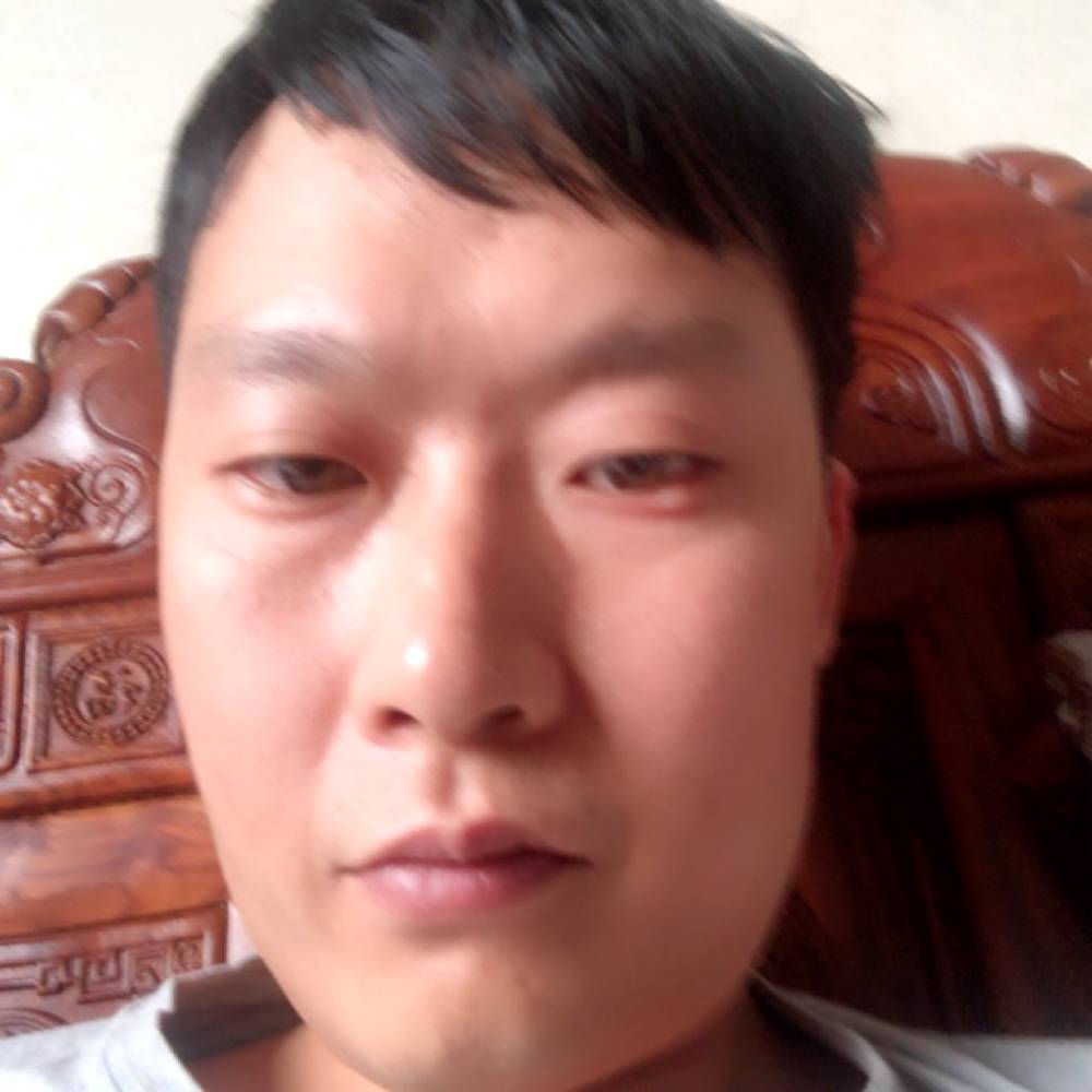 流影爱爱听歌的照片