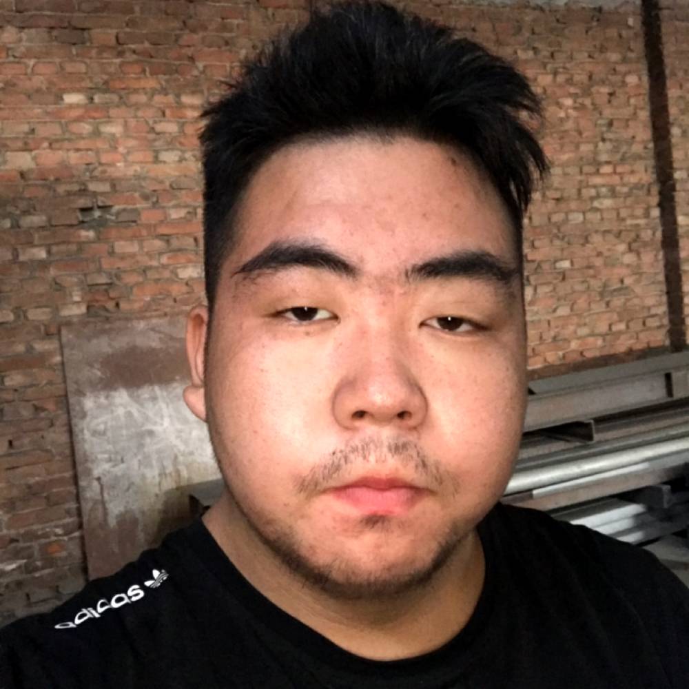 哭泣有胡萝卜的照片