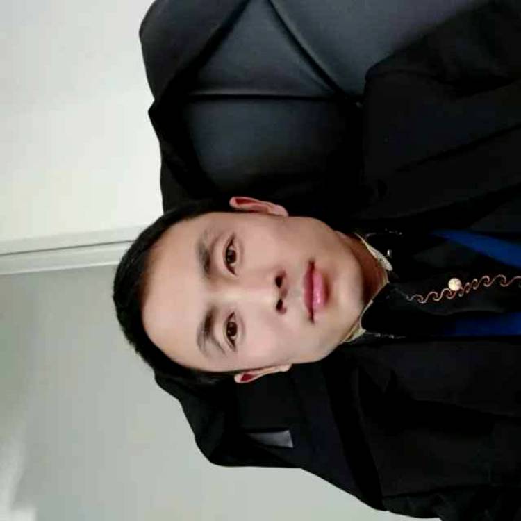 尘宵方传统的照片