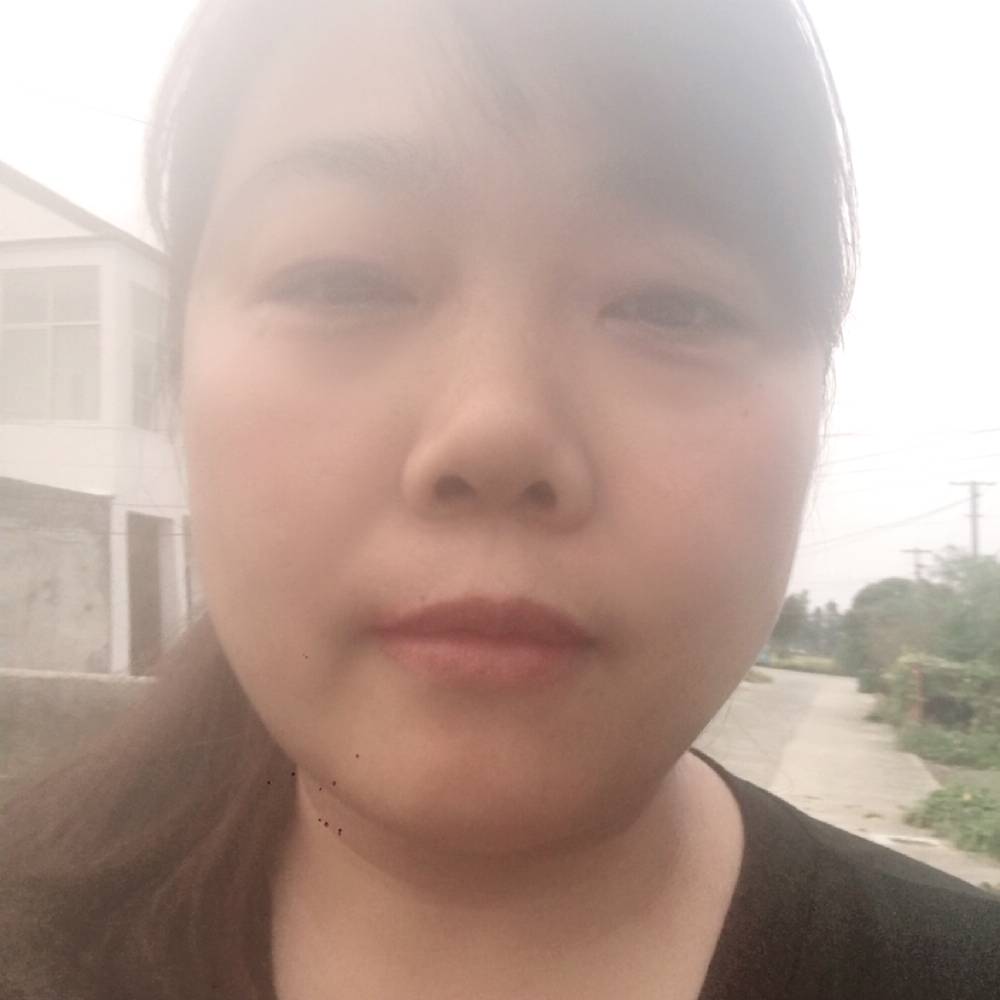 文静吃醋剪影的照片