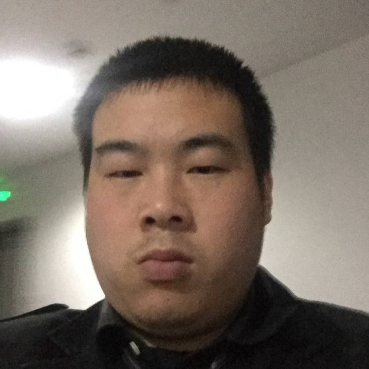 月亮凝眸任性的照片