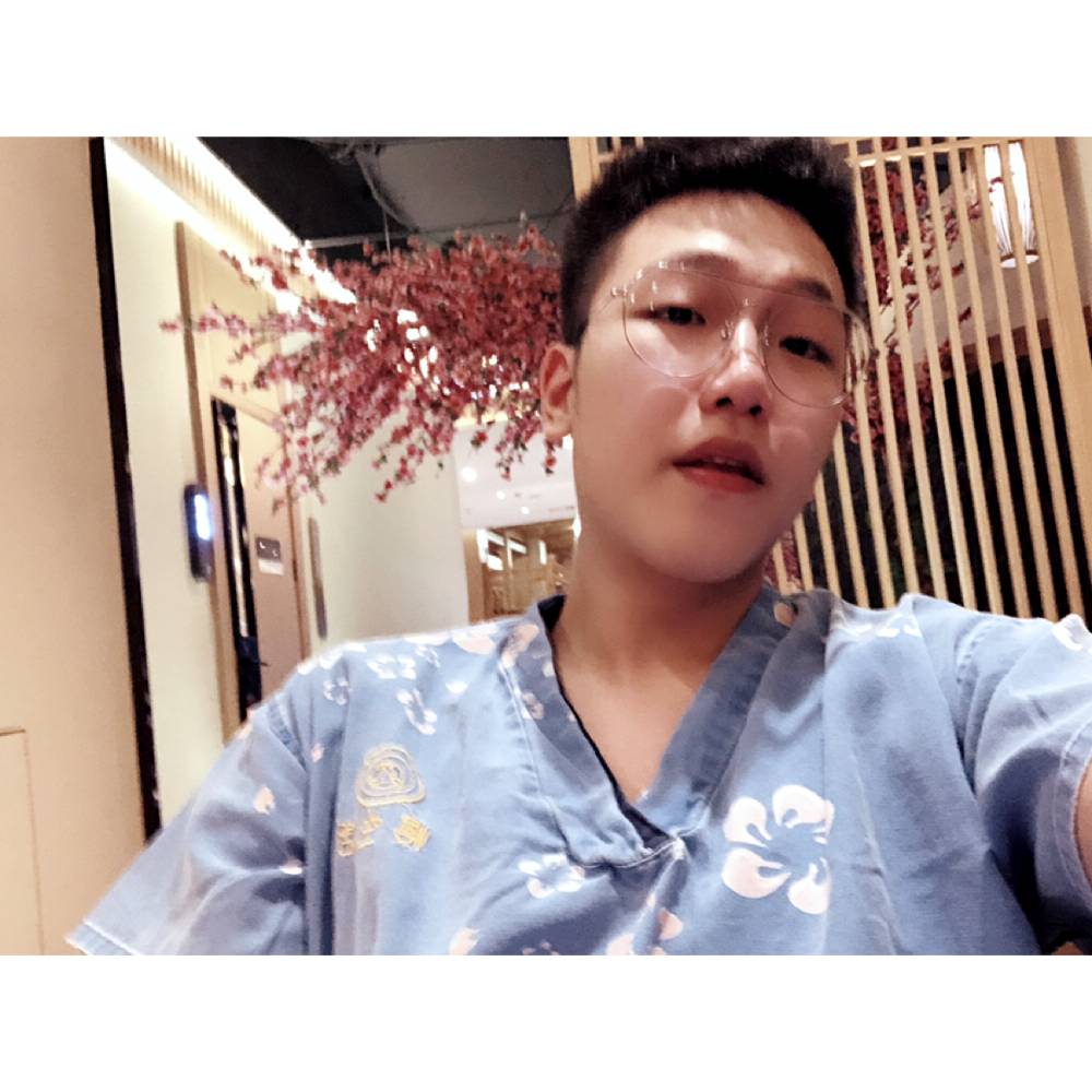 啊涵三岁多的照片