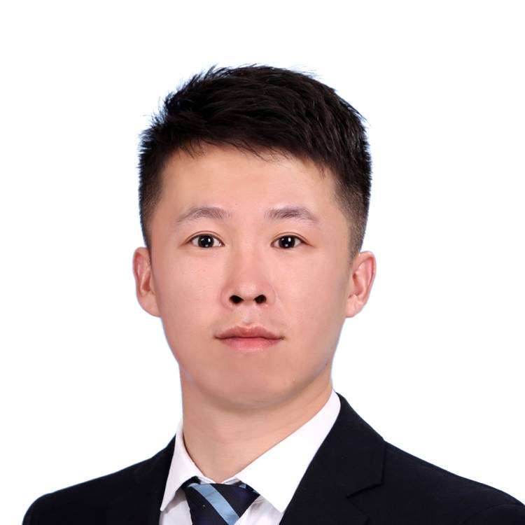 周谋人的照片
