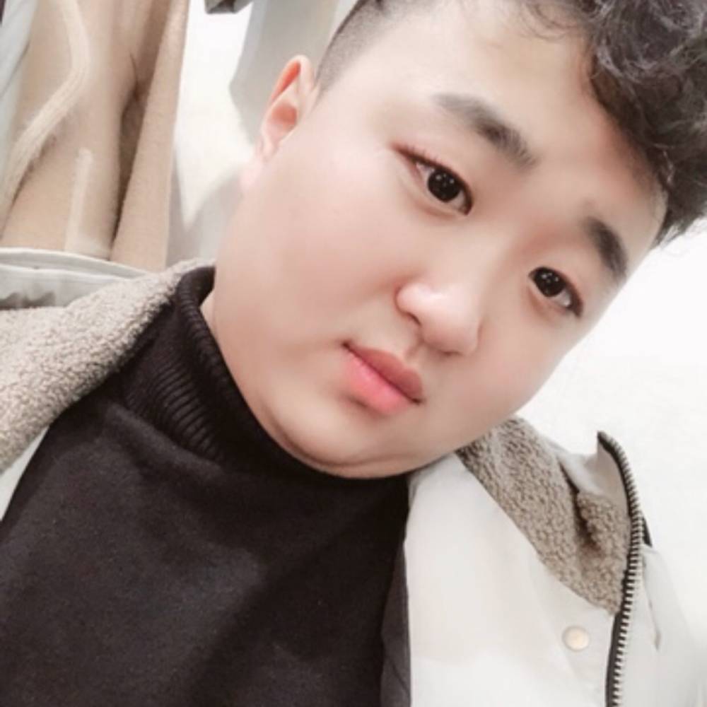 勤奋演变草莓的照片