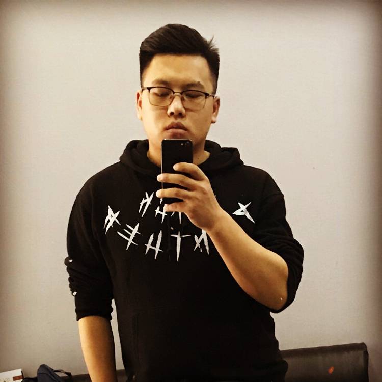 DCC艾的照片