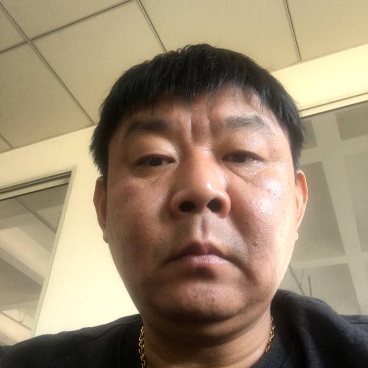 严海平的照片