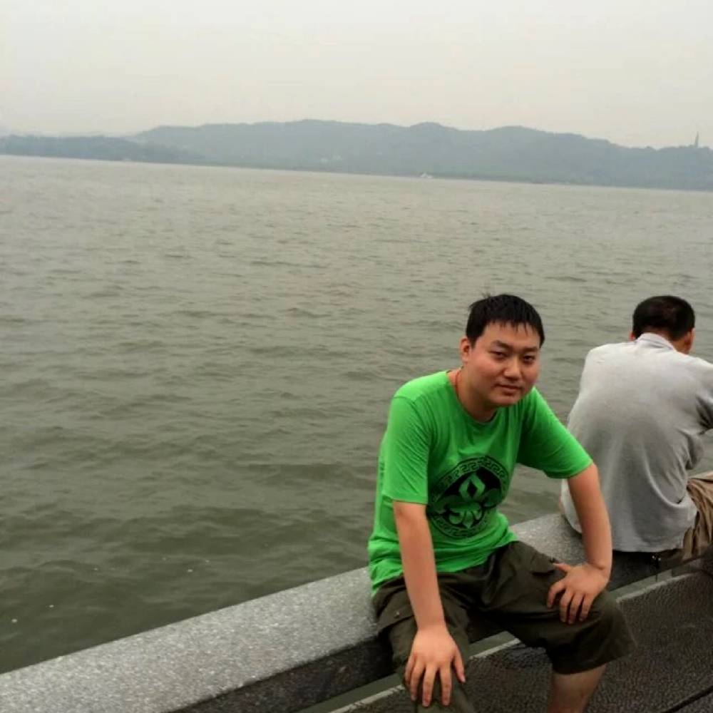 手套深拥乐观的照片