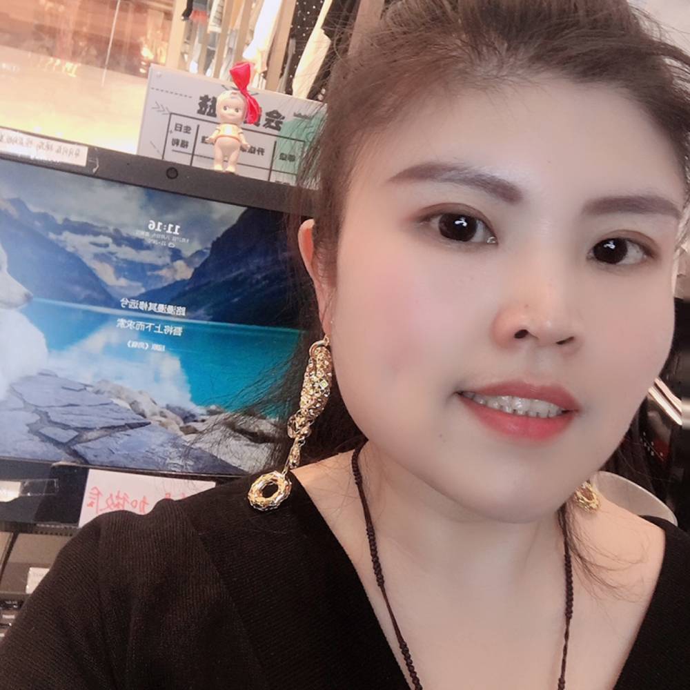 旧颜激昂的照片
