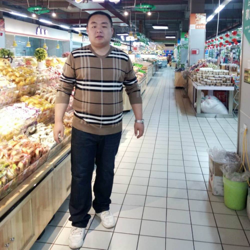 回归家庭的照片