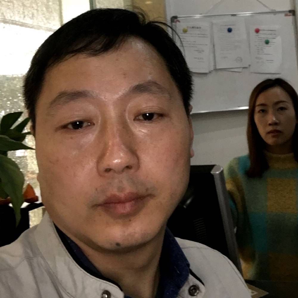 朴实说情动的照片