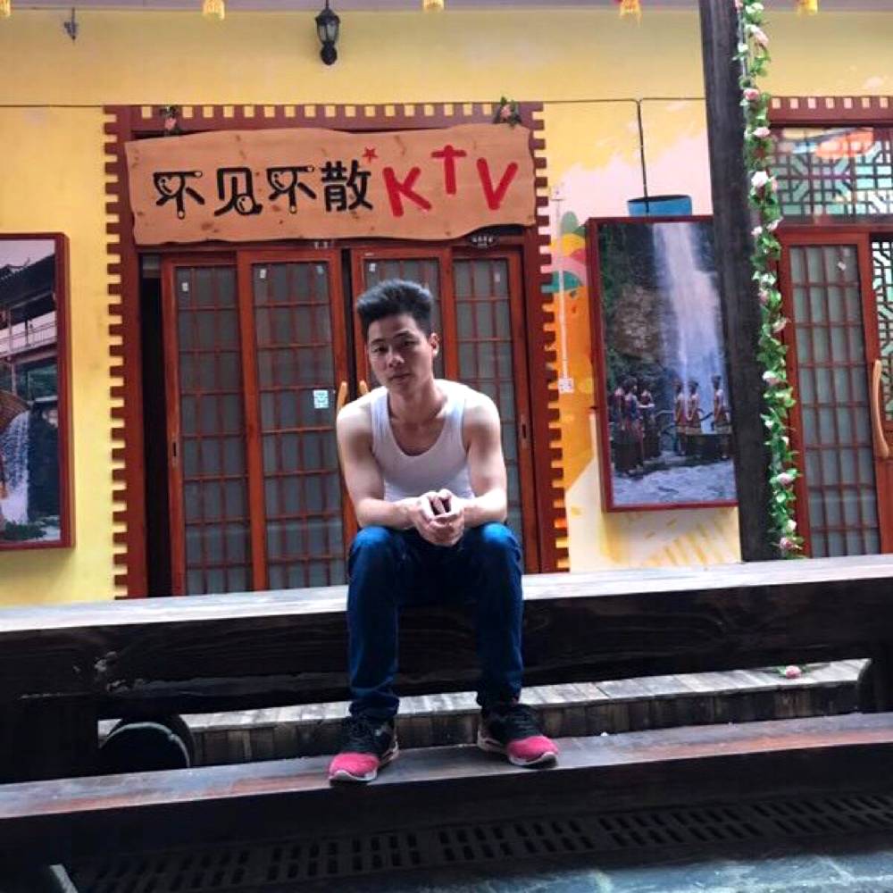 随心随性随缘。的照片