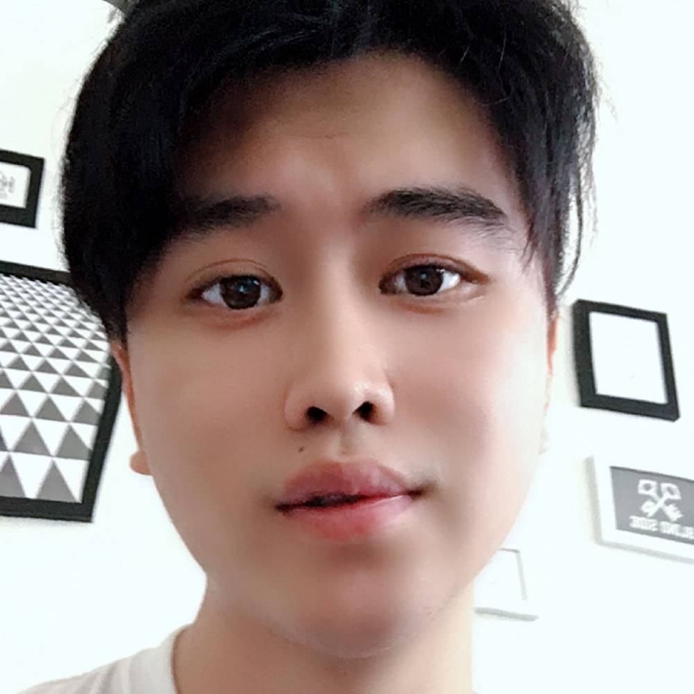 纸鹤扯彩色的照片