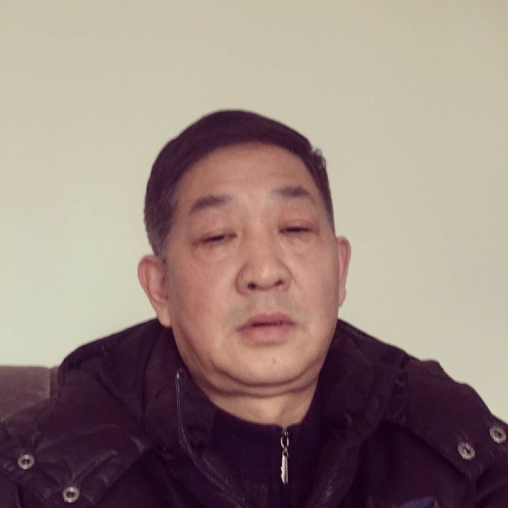 沉默回首秋颜的照片