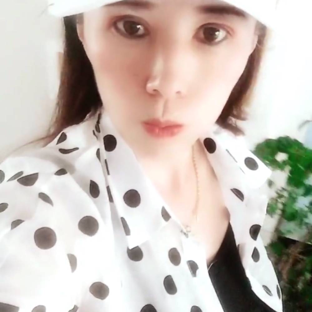 暖光泪了过时的照片