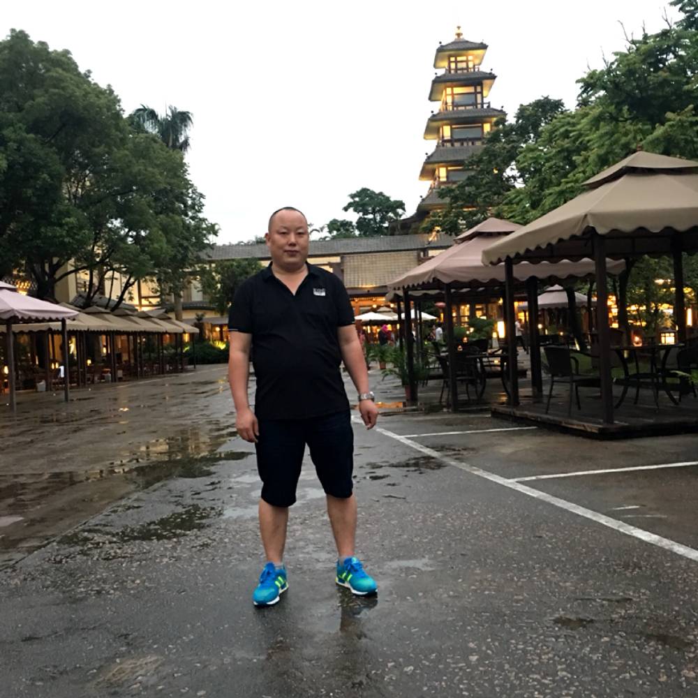 刘新勇的照片