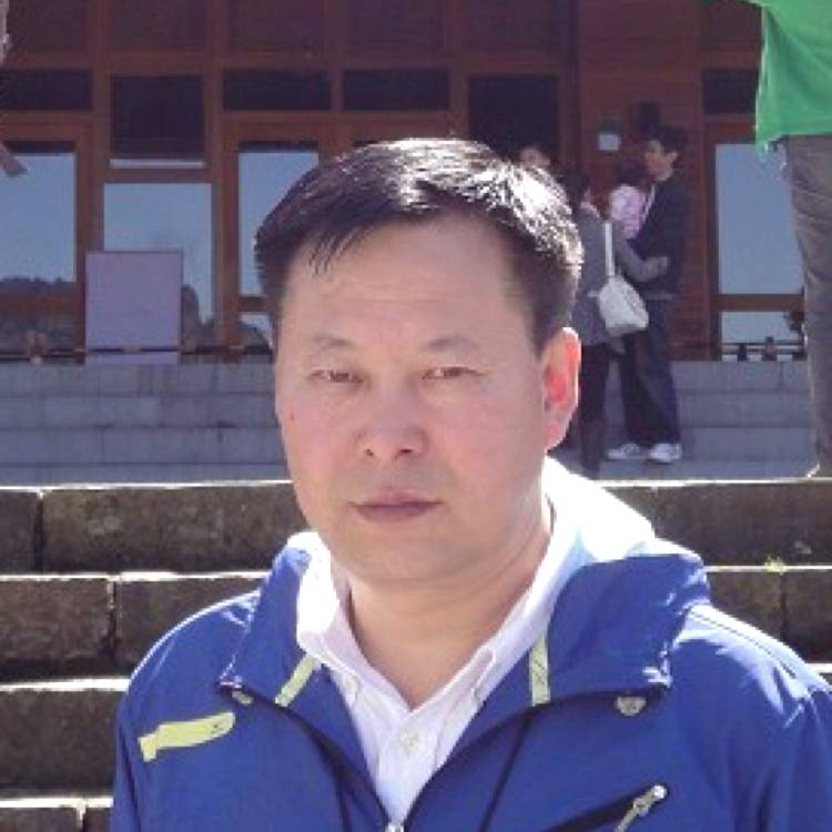仁爱满书卷的照片