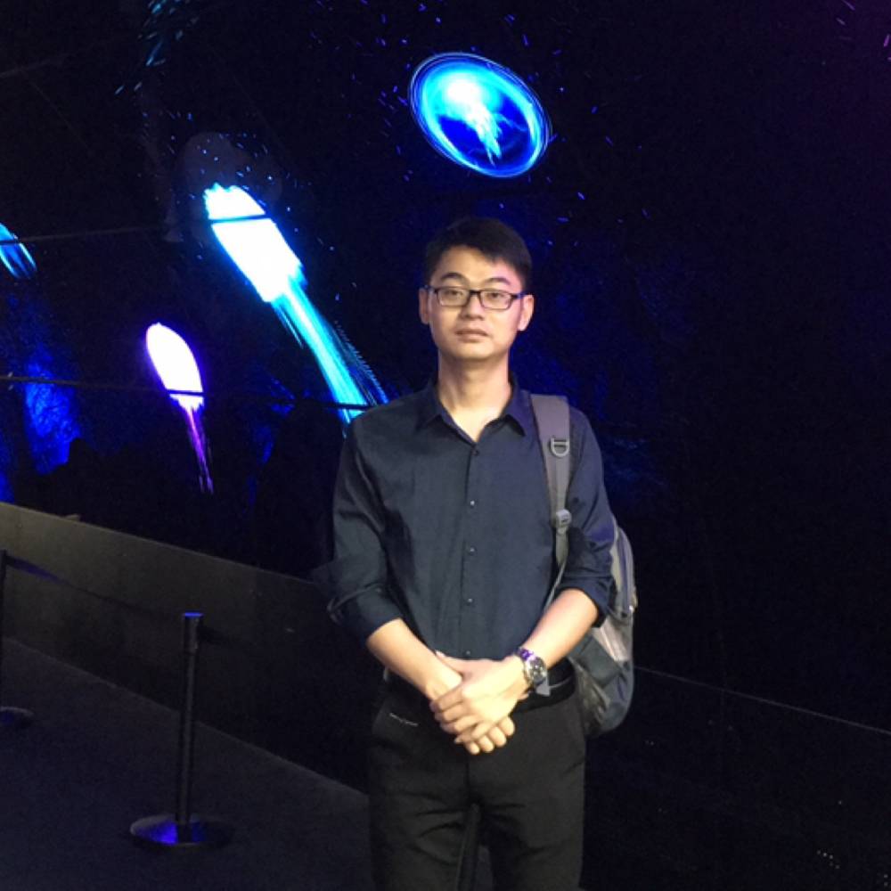 滑板向高高的照片