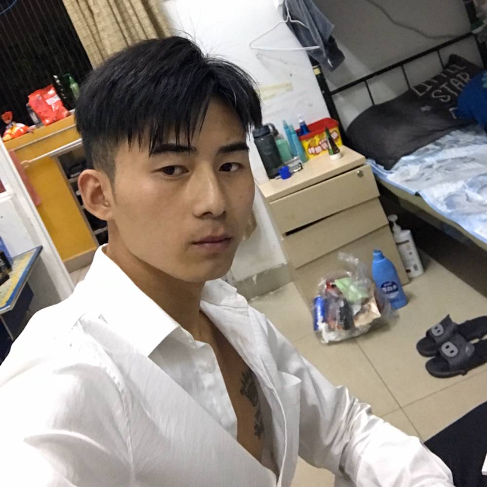 郝晓天的照片