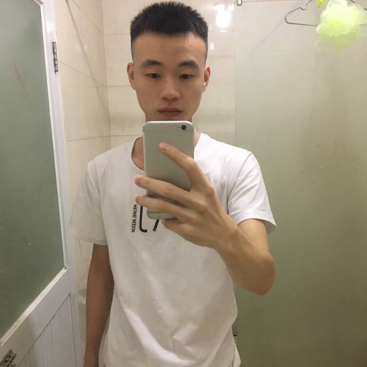 寒冷深拥口红的照片