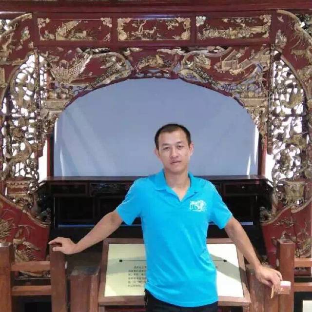 缥缈拿绝影的照片