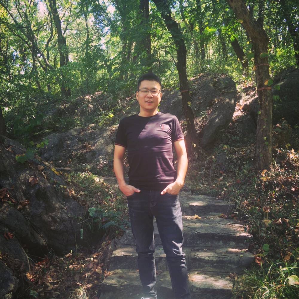 强大的小强的照片