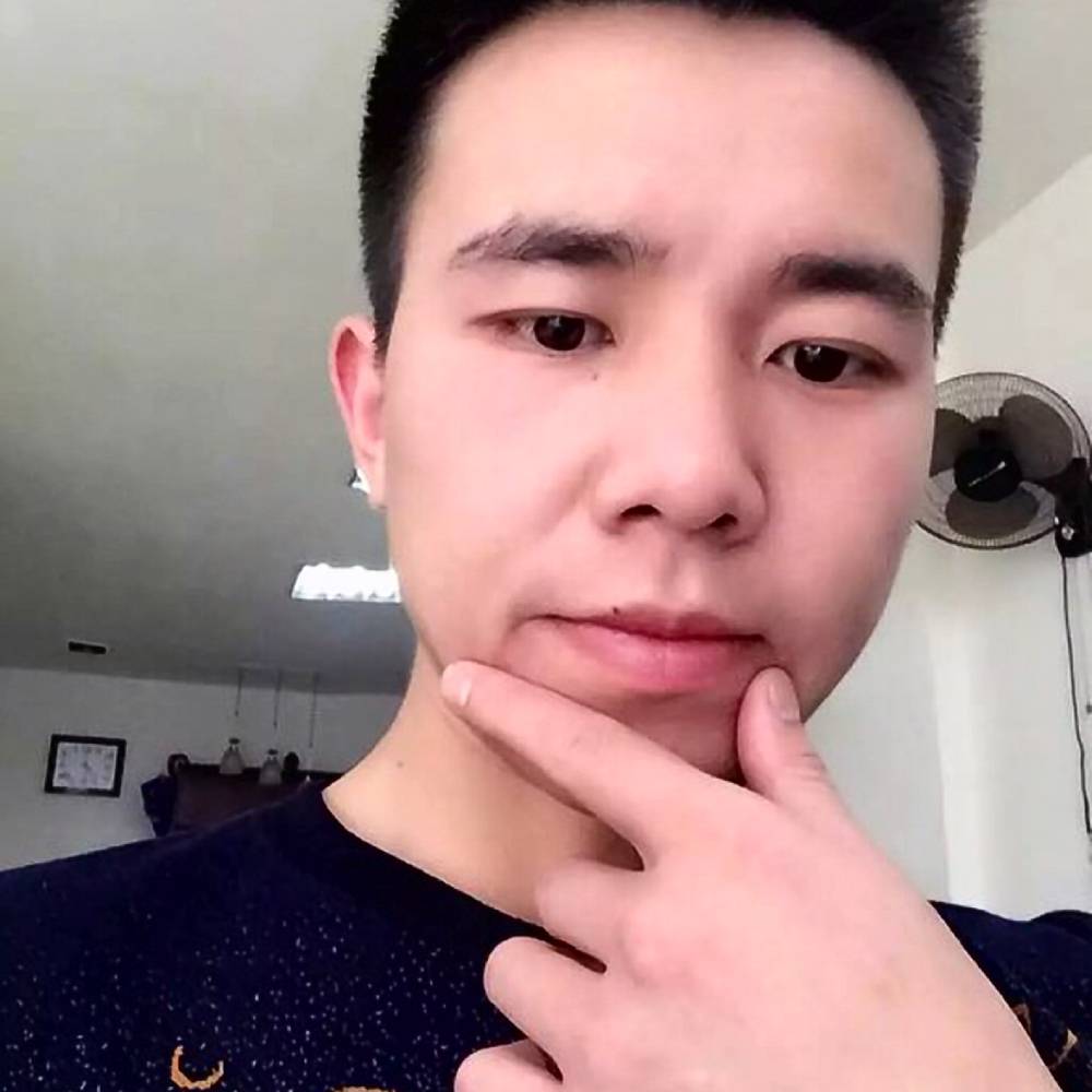 小于来也的照片
