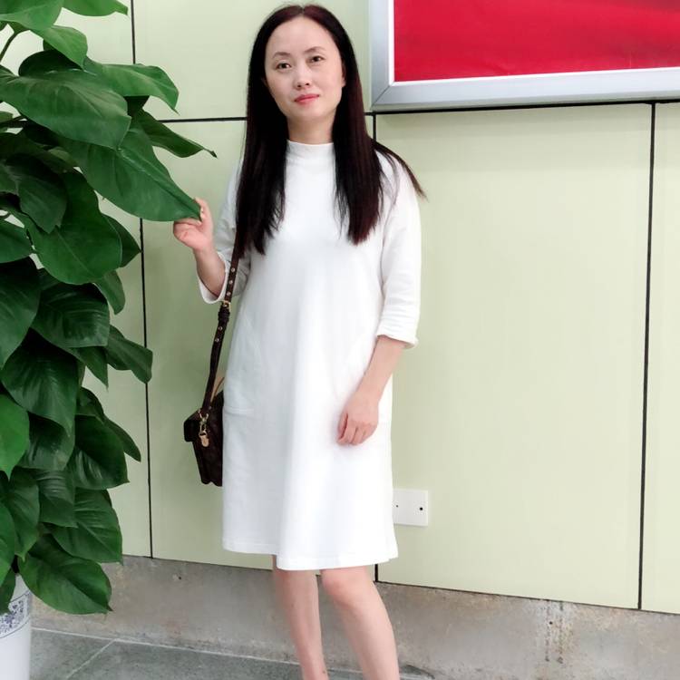 大方蹁跹魔镜的照片