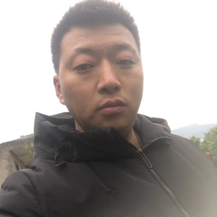 唠叨蹙眉砖头的照片