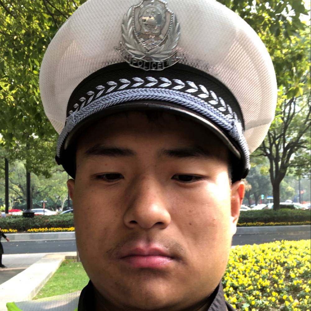 玩命打初妆的照片