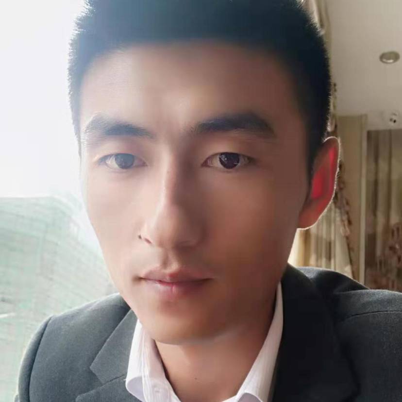 钱信阳的照片