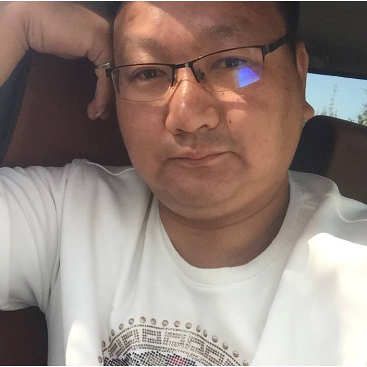孤独的小胖一的照片
