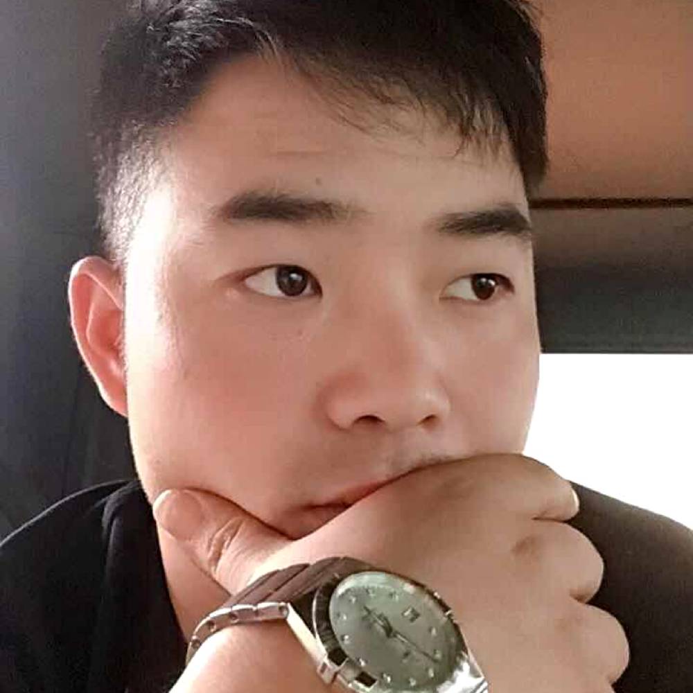 碧影深拥受伤的照片