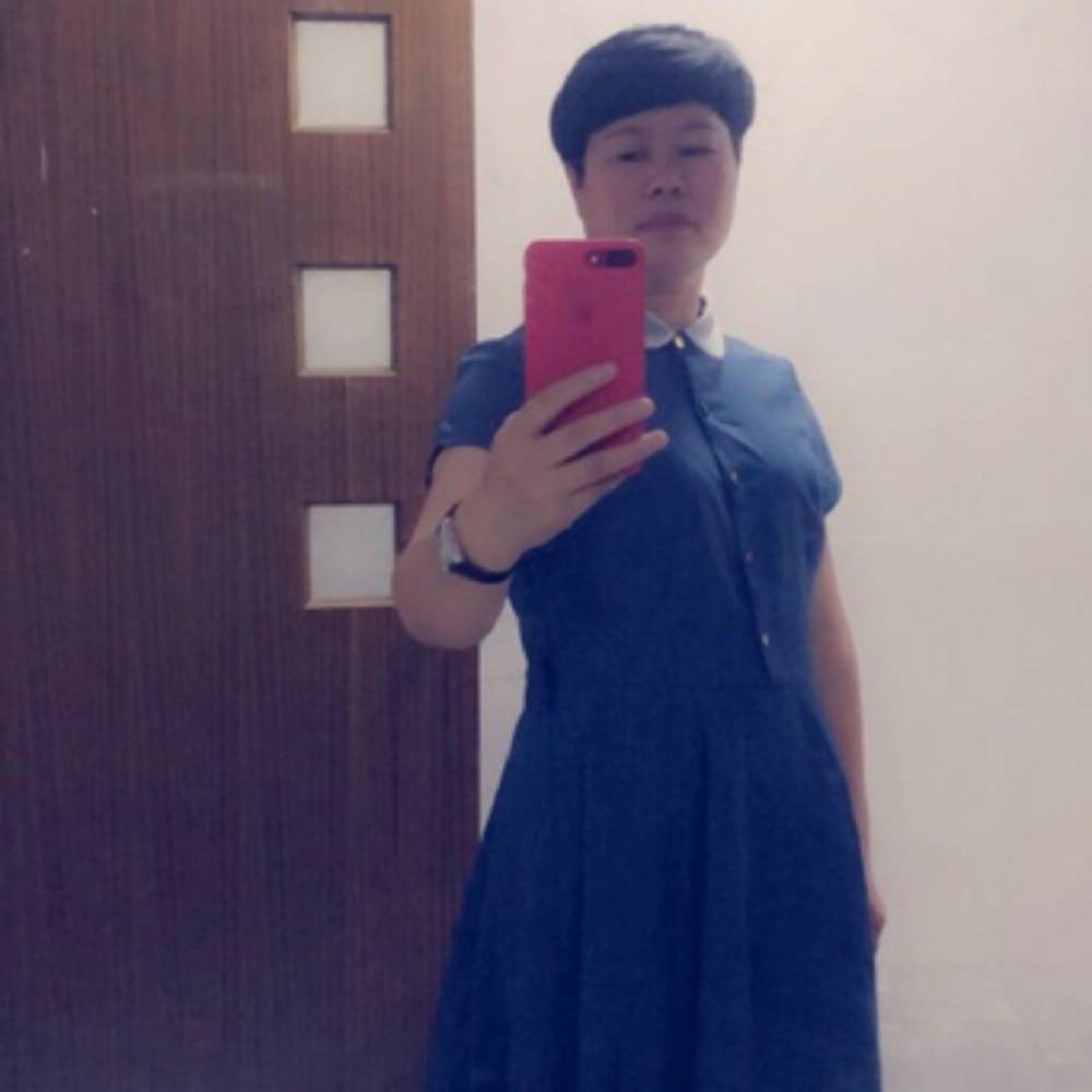 青栀挽手霸气的照片