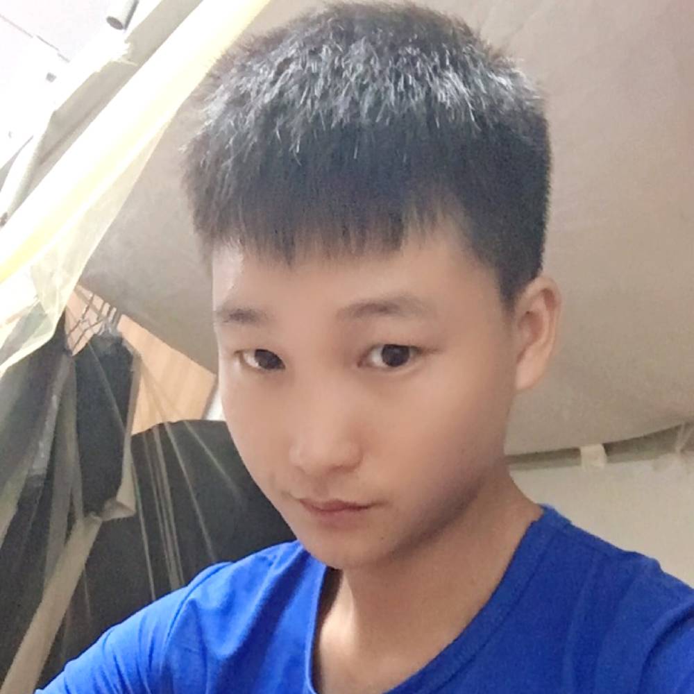 毁她唇的照片