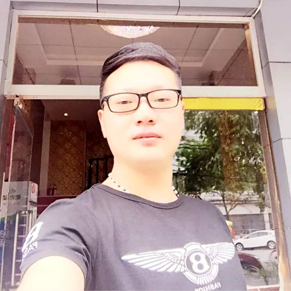 迎风去爱的照片