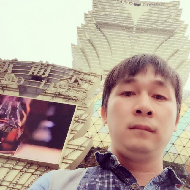 周有的照片
