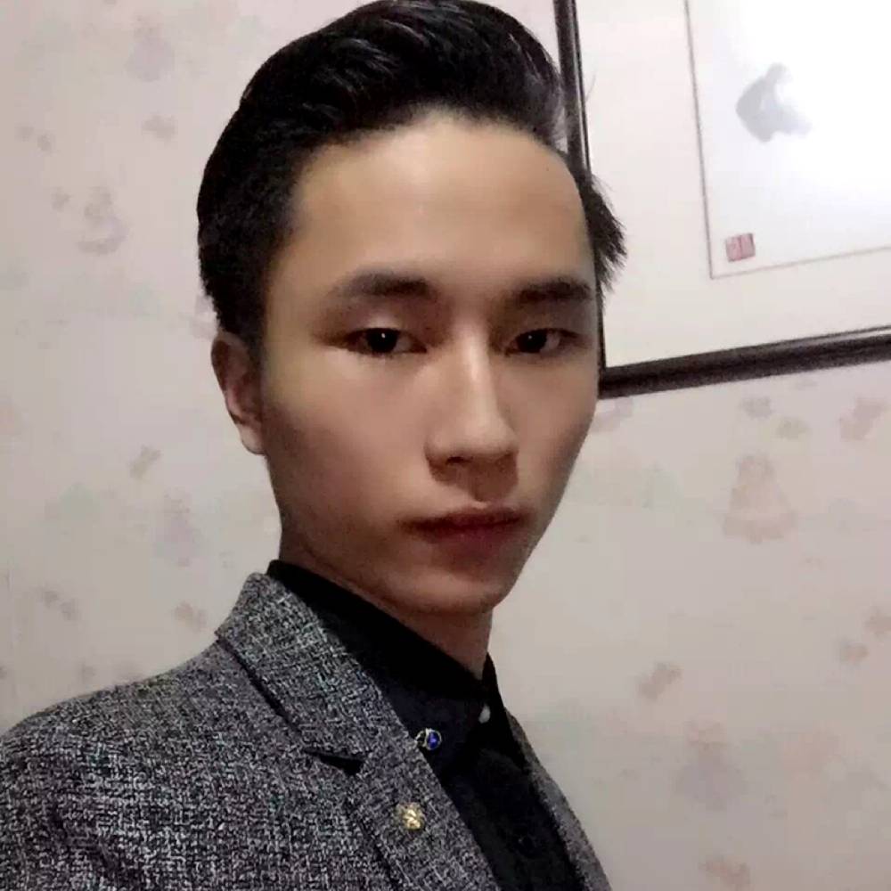 白猫放弃留胡子的照片