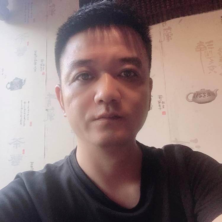 鹏鹏坨的照片
