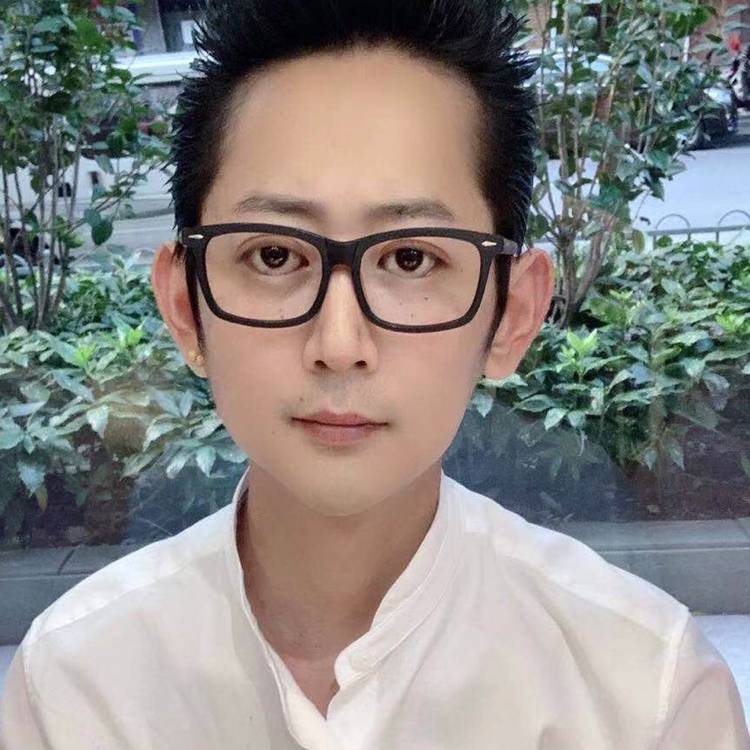 大现实主义的照片