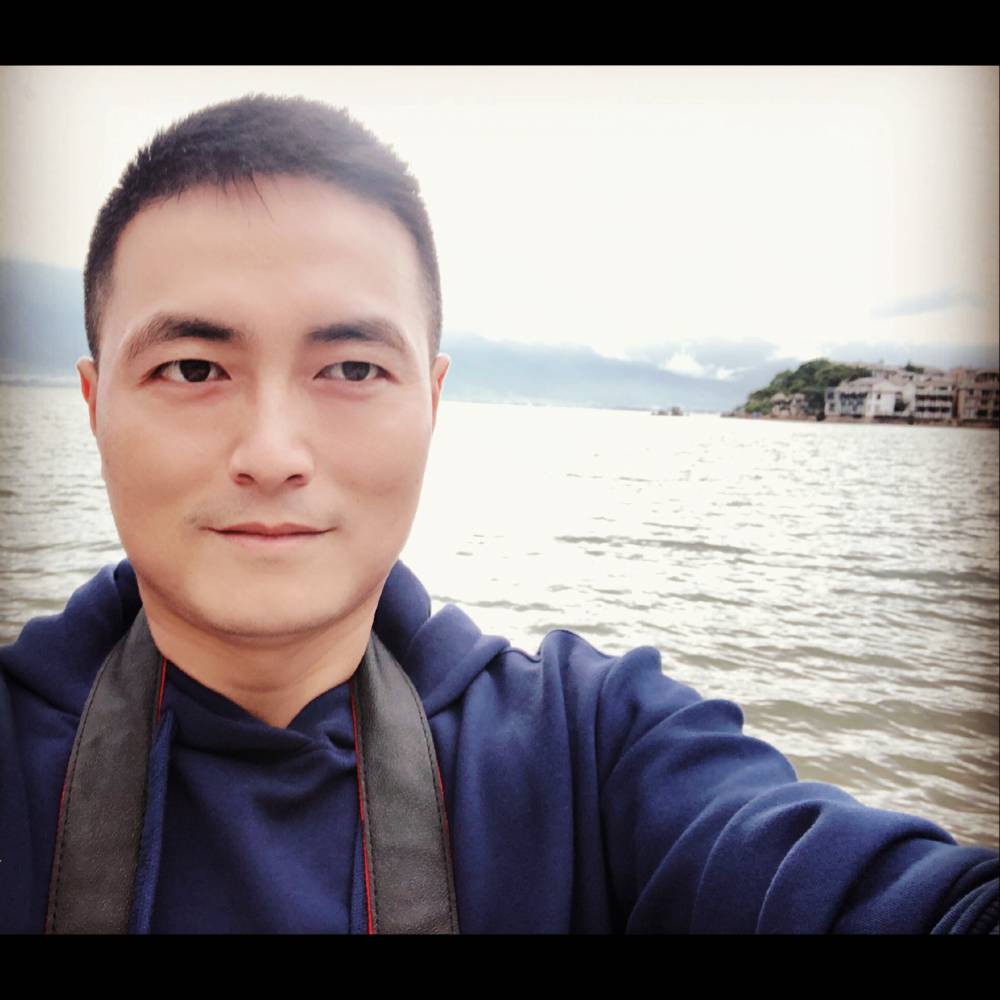 laity飞的照片