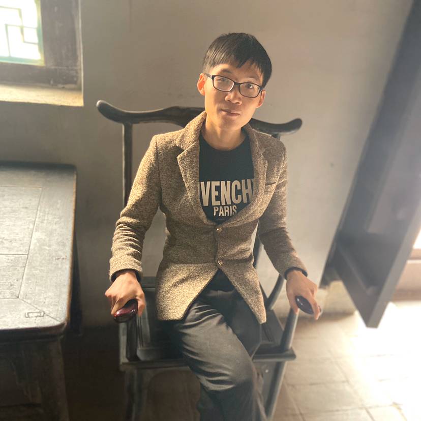 缥缈漫步矜柔的照片