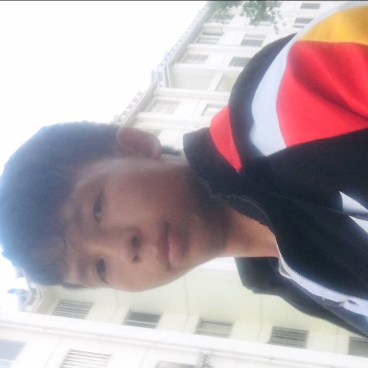 王元五的照片