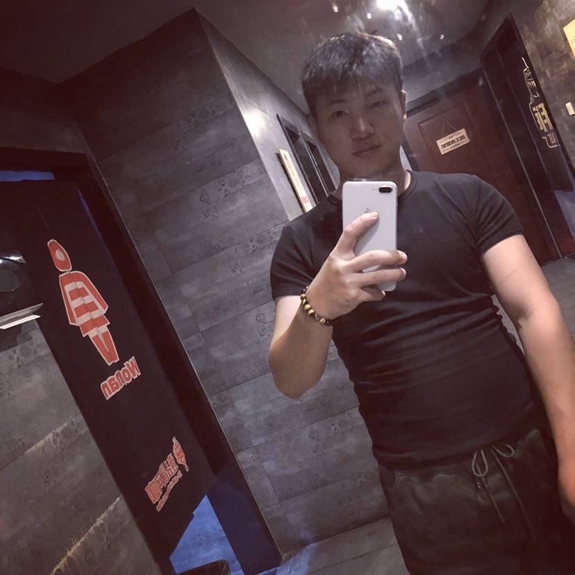 尛龍010的照片