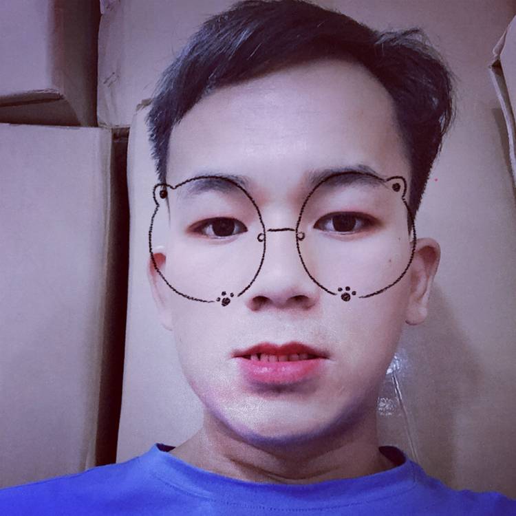迷茫笑机器猫的照片