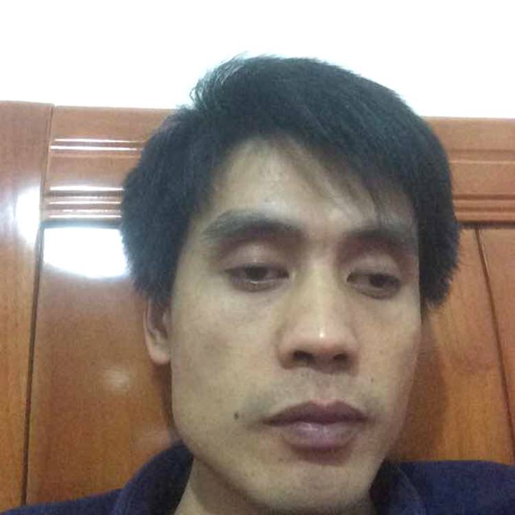 帅气回眸清曲的照片