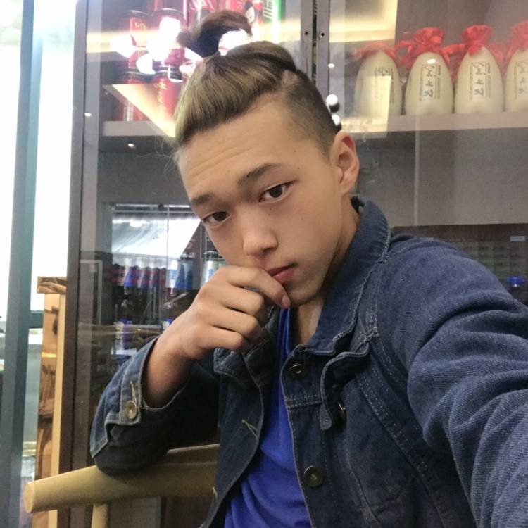 尘宵个性的照片