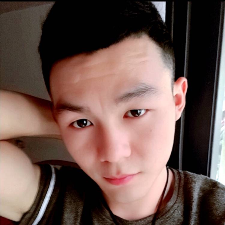 Aprilnin的照片