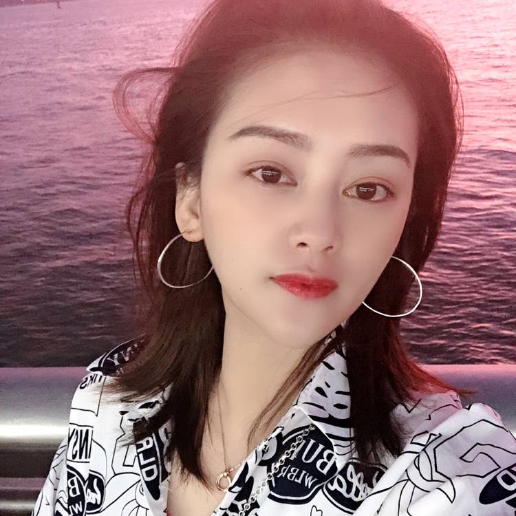 小丸子迷人的照片