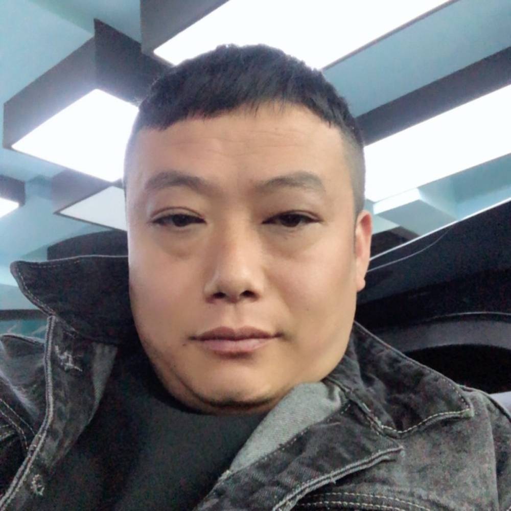 从容請缱绻的照片